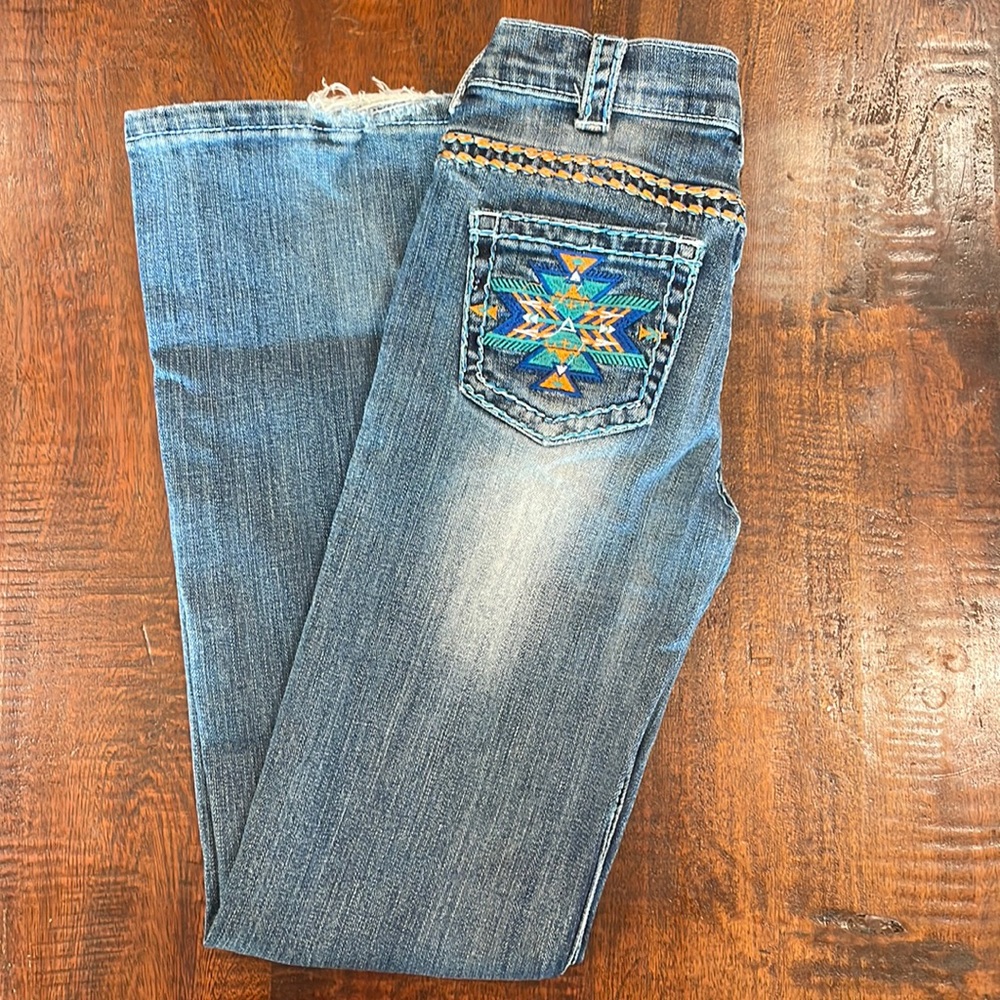 Cowgirl Tuff Girls size 9 Bold Aztec ✨️ Rodeo